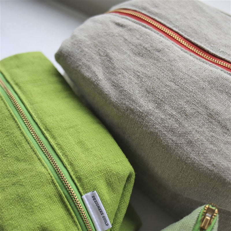 BRERA LINO PEBBLE LARGE TOILETRY BAG