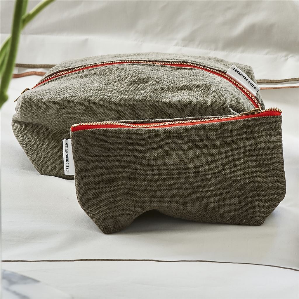 BRERA LINO WALNUT SMALL TOILETRY BAG