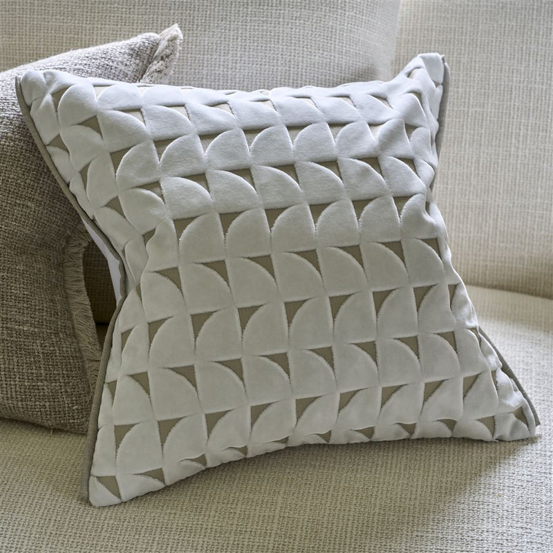 MARQUISE CHALK DECORATIVE PILLOW