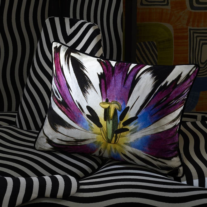 ECLOSION AGATE DECORATIVE PILLOW