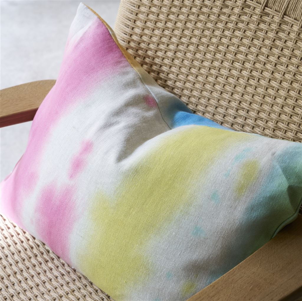 BRERA ARTE FUCHSIA DECORATIVE PILLOW