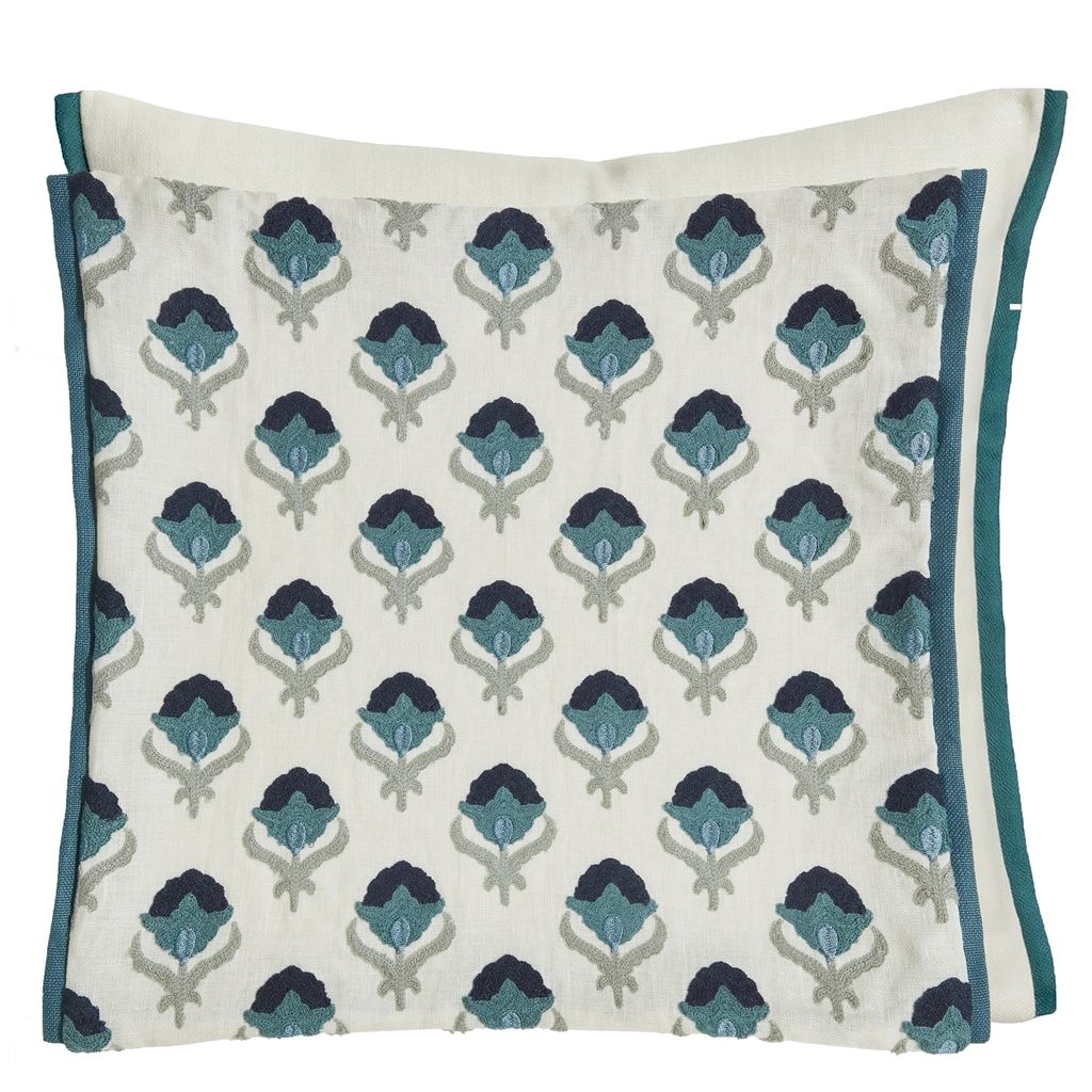 TEASEL INDIGO DECORATIVE PILLOW