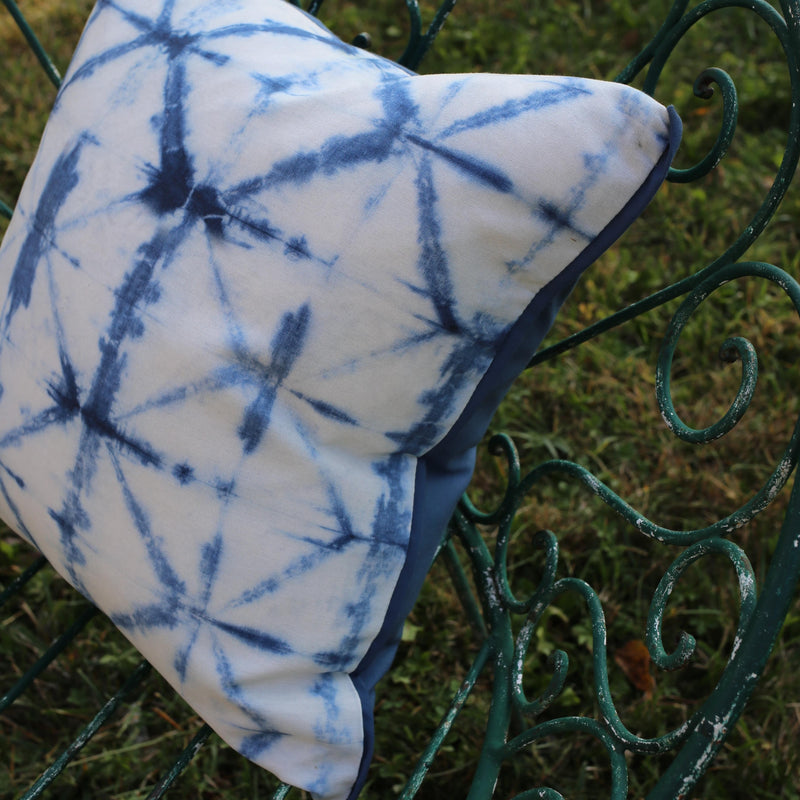 SERAYA INDIGO OUTDOOR DECORATIVE PILLOW