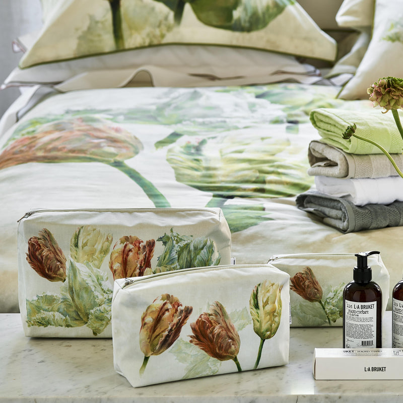 SPRING TULIP BUTTERMILK TOILETRY BAGS