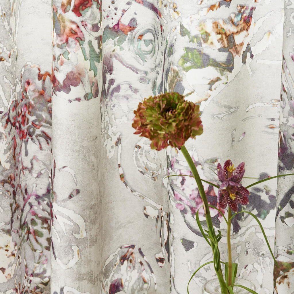 OSARIA DOVE SHOWER CURTAIN SAMPLE