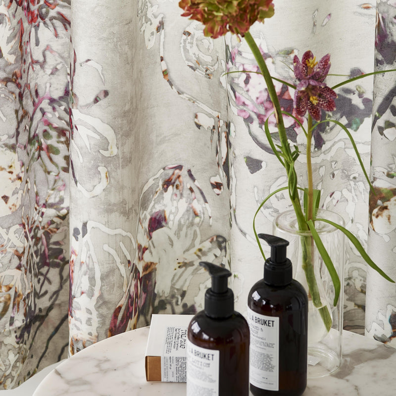 OSARIA DOVE SHOWER CURTAIN SAMPLE
