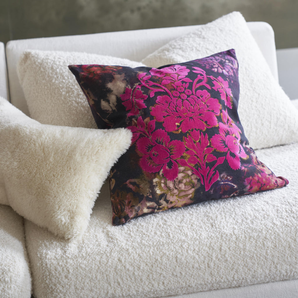 TARBANA AMETHYST DECORATIVE PILLOW