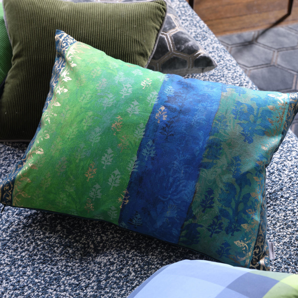 KASAVU EMERALD DECORATIVE PILLOW