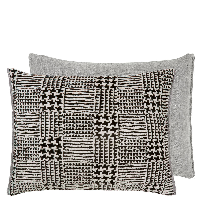 QUALUZ NOIR DECORATIVE PILLOW