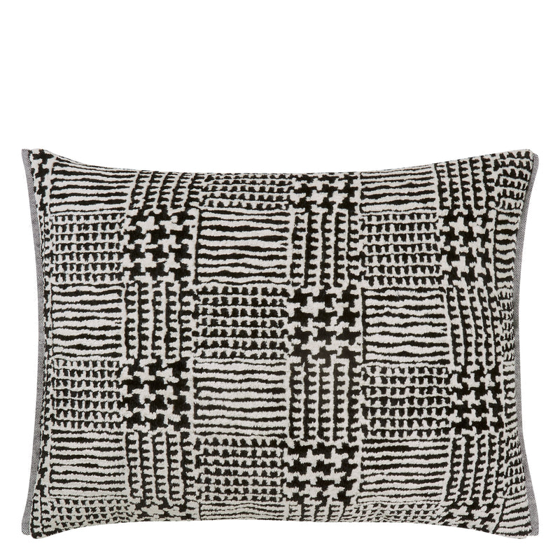 QUALUZ NOIR DECORATIVE PILLOW