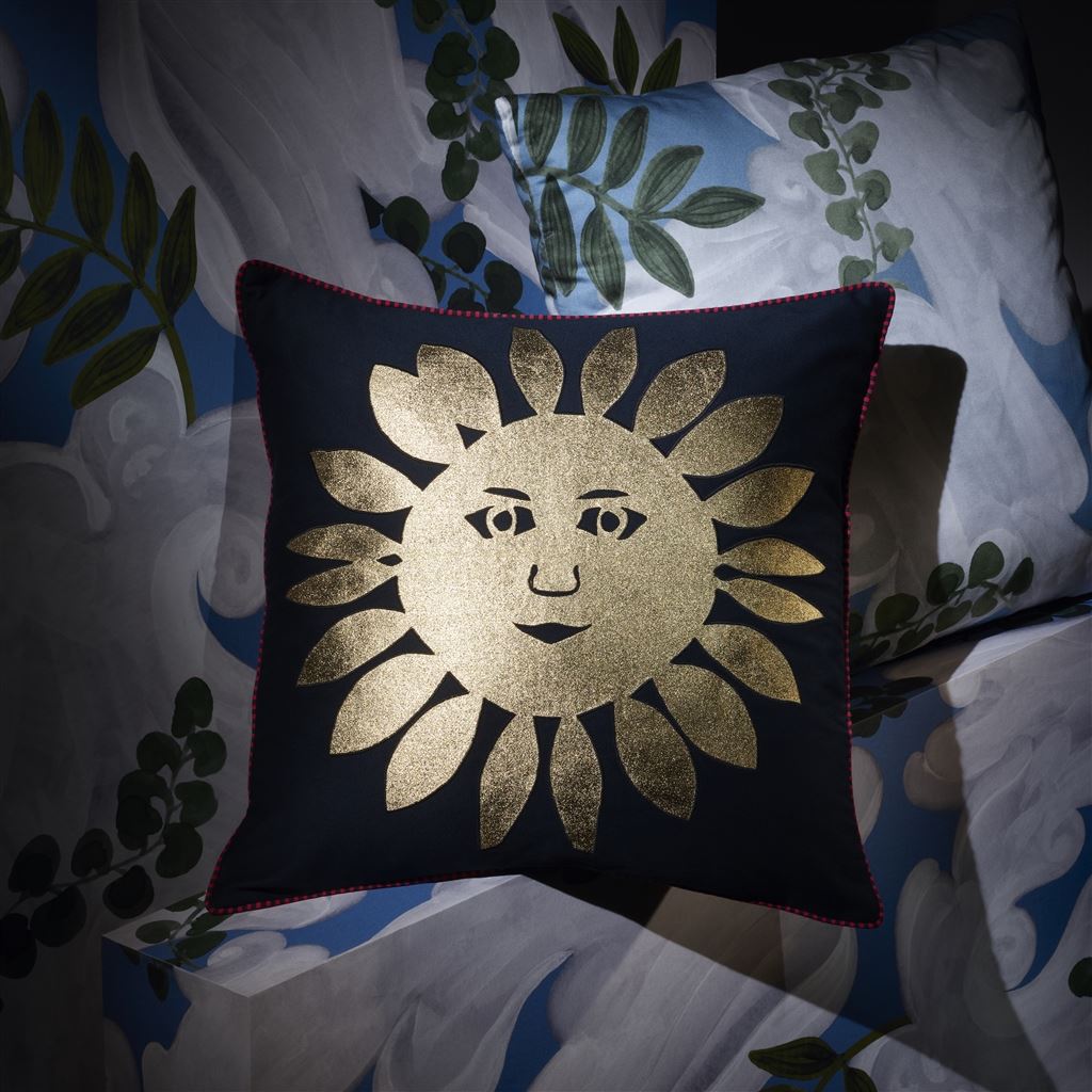 HELLO SUNSHINE OR DECORATIVE PILLOW