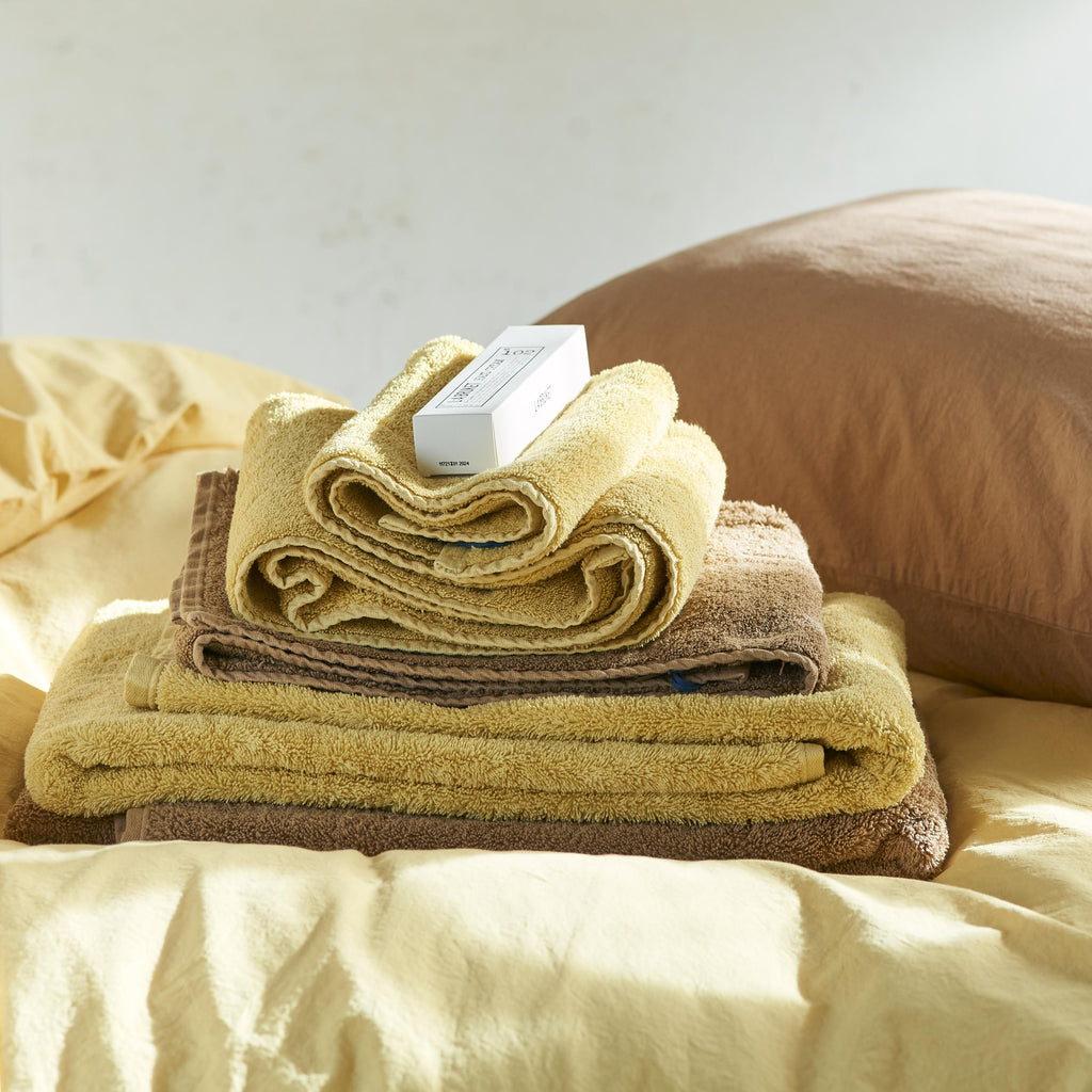 LOWESWATER ORGANIC MIMOSA TOWELS